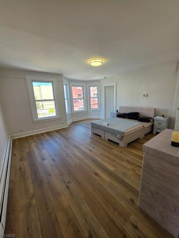 91 Belmont Ave 2, Jersey City, NJ 07304