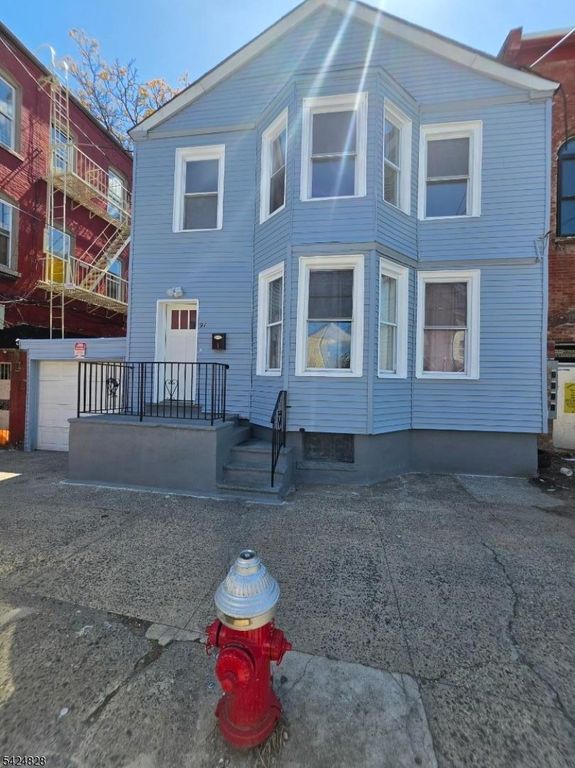 91 Belmont Ave 2, Jersey City, NJ 07304