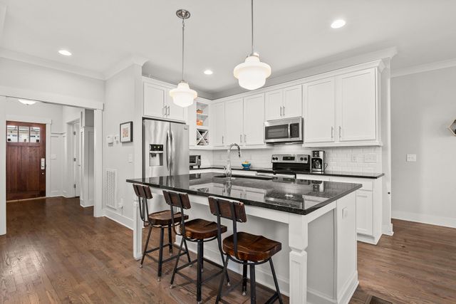 2223 Burns Street, Nashville, TN 37216