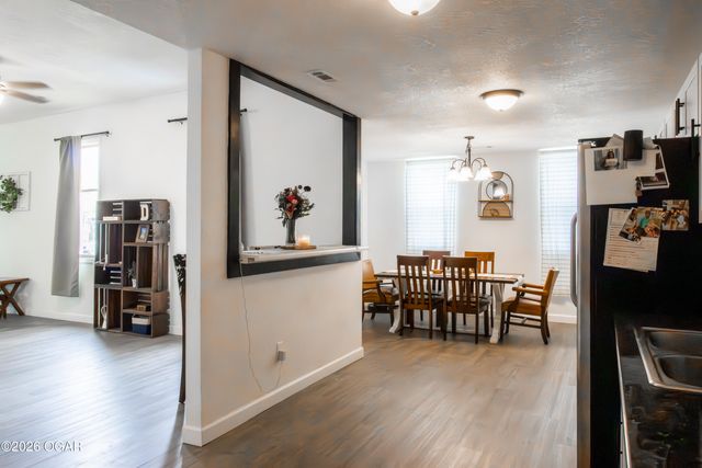 1713 S Jackson Avenue, Joplin, MO 64804