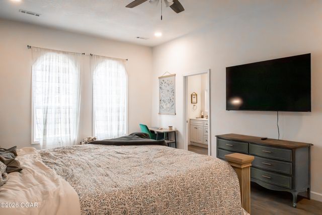 1713 S Jackson Avenue, Joplin, MO 64804