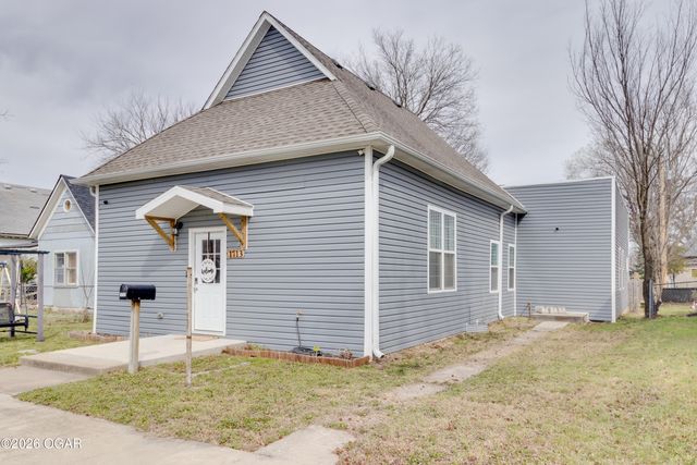 1713 S Jackson Avenue, Joplin, MO 64804