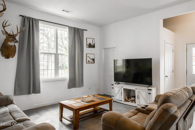 1713 S Jackson Avenue, Joplin, MO 64804