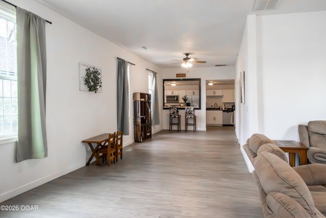 1713 S Jackson Avenue, Joplin, MO 64804