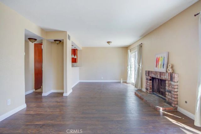 555 S Azusa 32, Azusa, CA 91702