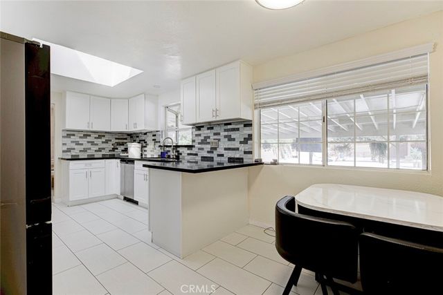 13889 Nurmi, Sylmar, CA 91342