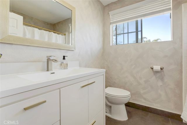 13889 Nurmi, Sylmar, CA 91342