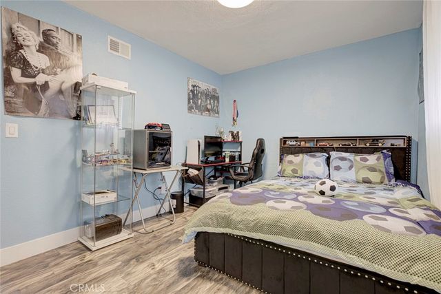 13889 Nurmi, Sylmar, CA 91342
