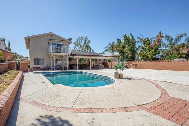 13889 Nurmi, Sylmar, CA 91342