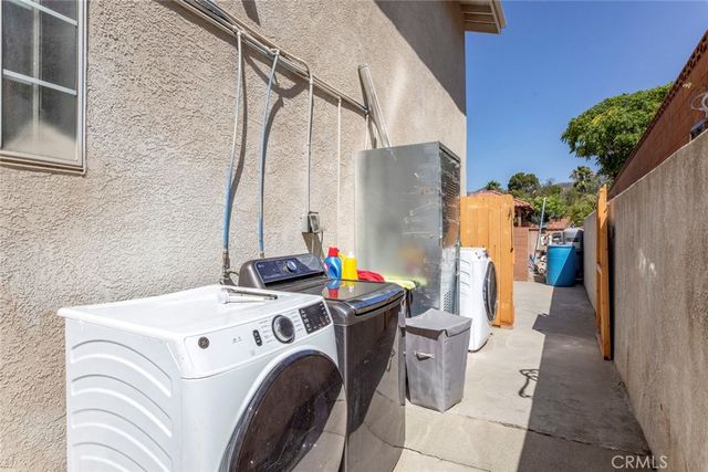 13889 Nurmi, Sylmar, CA 91342