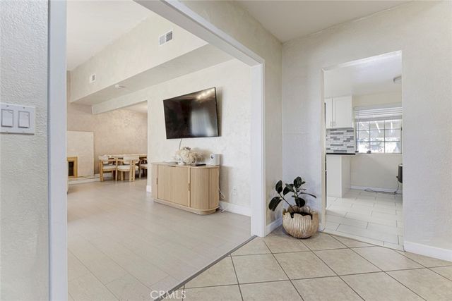 13889 Nurmi, Sylmar, CA 91342