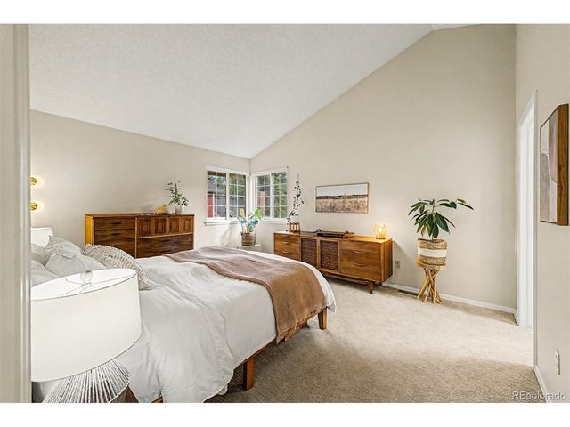 33 Tecoma Cir, Littleton, CO 80127