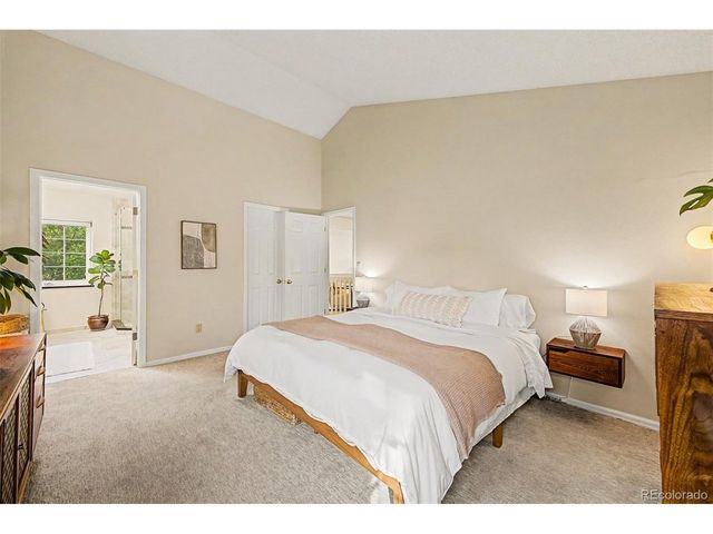 33 Tecoma Cir, Littleton, CO 80127