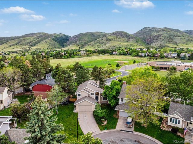 33 Tecoma Cir, Littleton, CO 80127