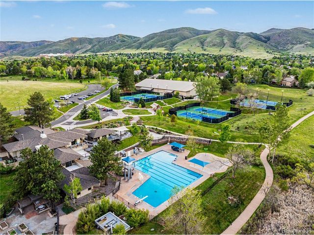 33 Tecoma Cir, Littleton, CO 80127