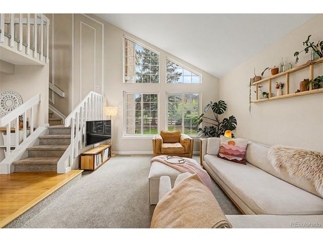 33 Tecoma Cir, Littleton, CO 80127
