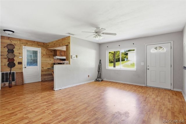 706 Mayflower Avenue, Inverness, FL 34450