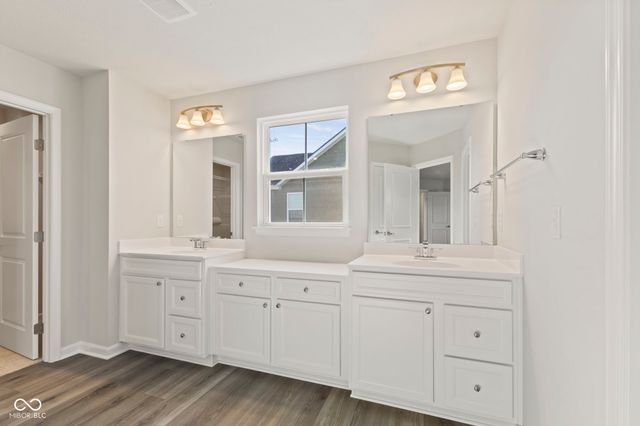 272 McNair Road, Whiteland, IN 46184