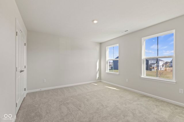 272 McNair Road, Whiteland, IN 46184