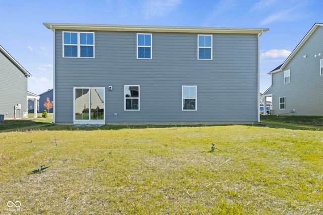 272 McNair Road, Whiteland, IN 46184