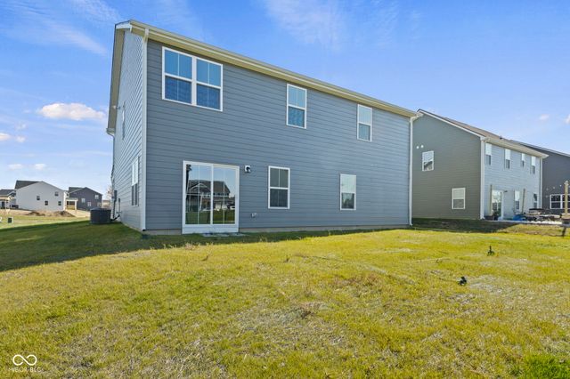 272 McNair Road, Whiteland, IN 46184