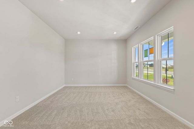 272 McNair Road, Whiteland, IN 46184