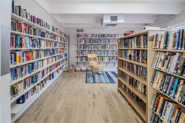 9950 47TH AVENUE N 104, St Petersburg, FL 33708