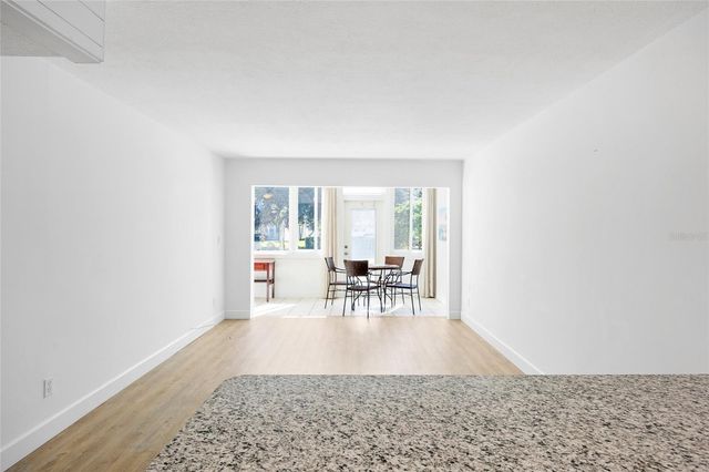 9950 47TH AVENUE N 104, St Petersburg, FL 33708