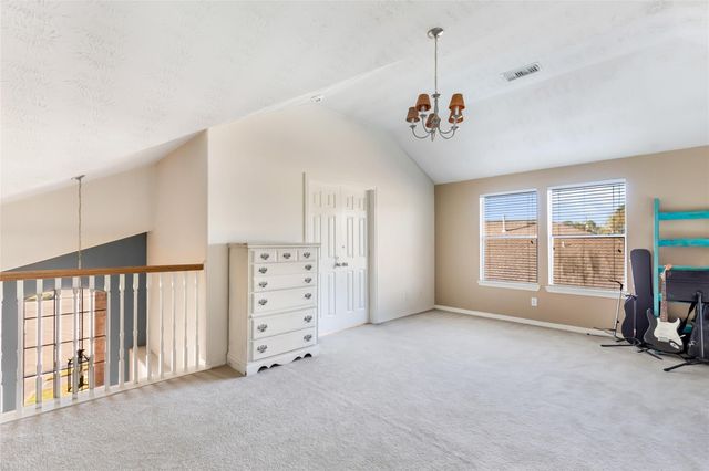 1860 Redwood Lane, Dayton, TX 77535