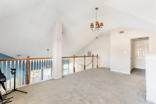 1860 Redwood Lane, Dayton, TX 77535