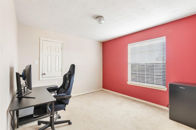 1860 Redwood Lane, Dayton, TX 77535