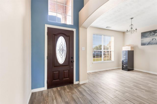 1860 Redwood Lane, Dayton, TX 77535