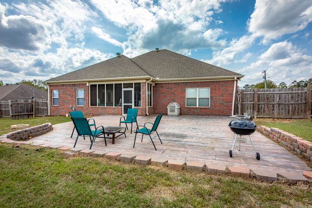 75 Booker Drive, Lonoke, AR 72086