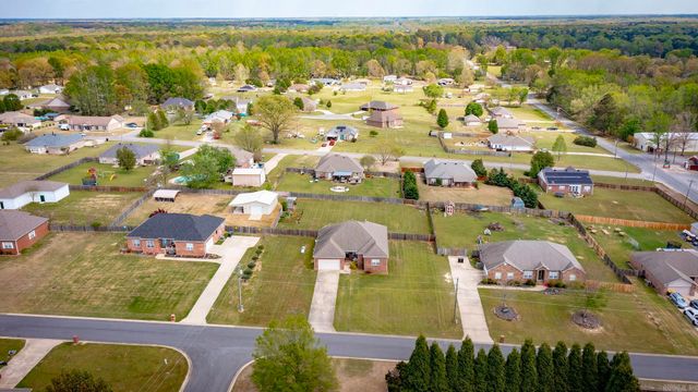 75 Booker Drive, Lonoke, AR 72086