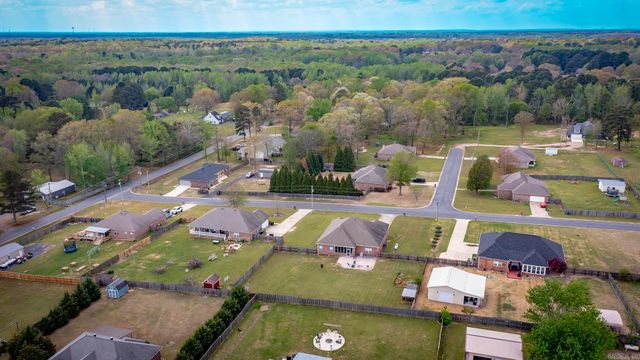 75 Booker Drive, Lonoke, AR 72086
