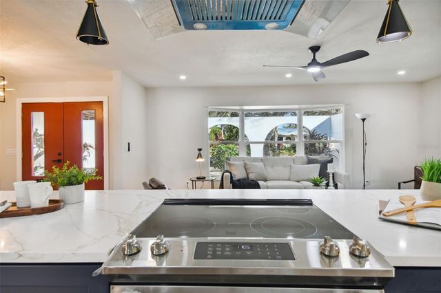 570 CASLER AVENUE, Clearwater, FL 33755