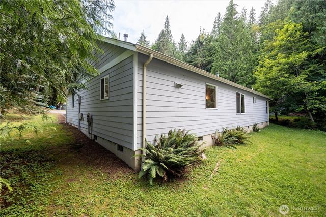16 Rocky Ridge Drive, Bellingham, WA 98229