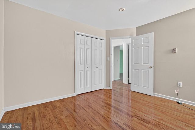 452 LONGFELLOW DR, Lancaster, PA 17602