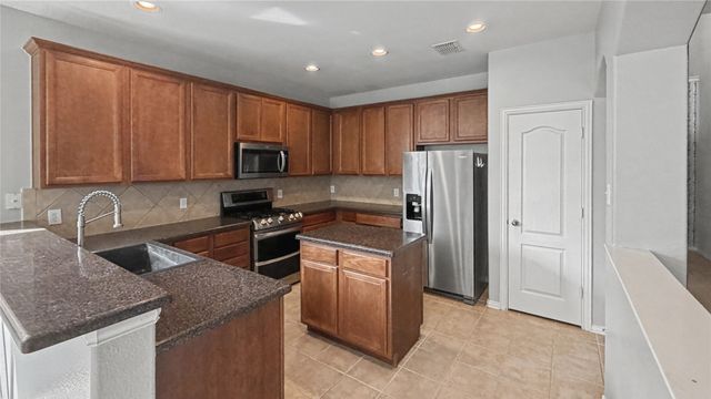 2704 Evening Mist Drive, Little Elm, TX 75068