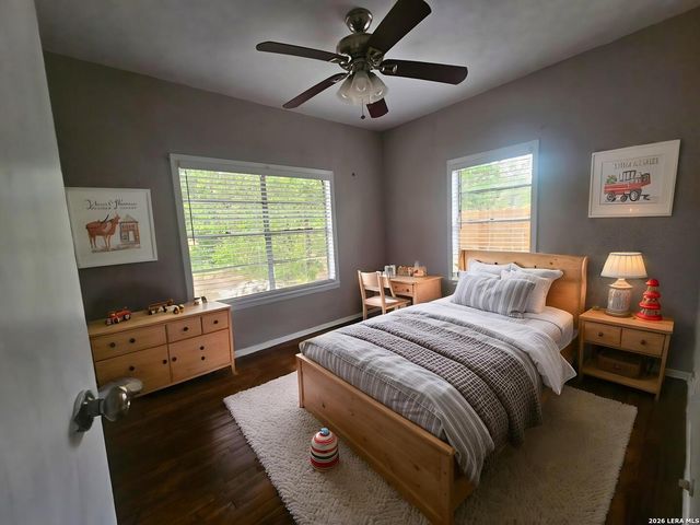 753 San Antonio, Seguin, TX 78155