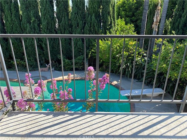 2072 Maverick Circle, La Verne, CA 91750
