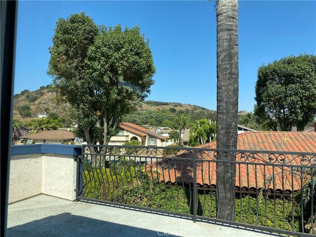 2072 Maverick Circle, La Verne, CA 91750
