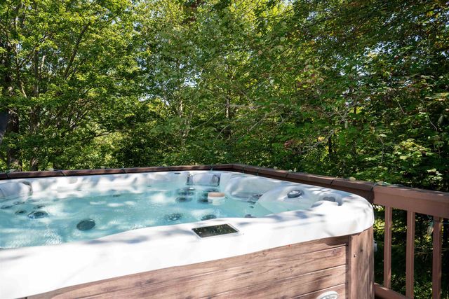 13 Betty Johnson Lane, Winhall, VT 05340