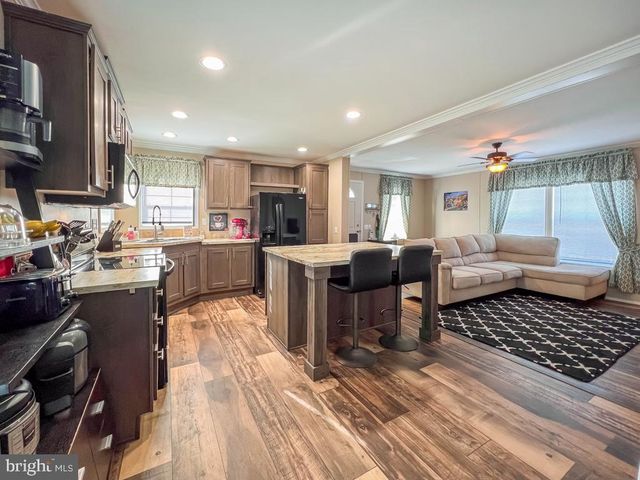 2204 BLAIR DR, Morrisville, PA 19067