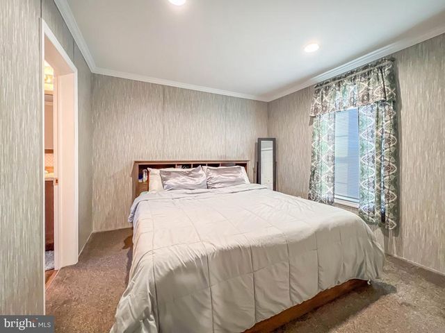 2204 BLAIR DR, Morrisville, PA 19067