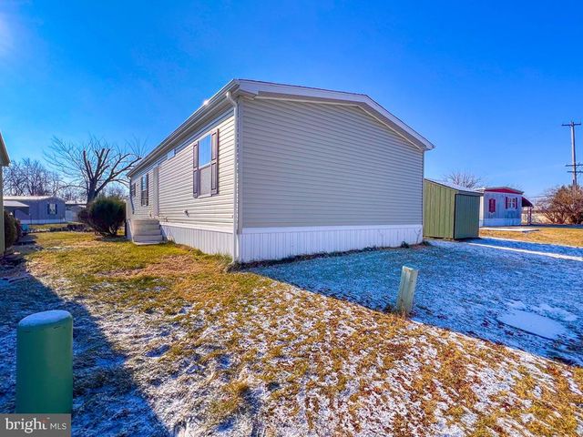 2204 BLAIR DR, Morrisville, PA 19067