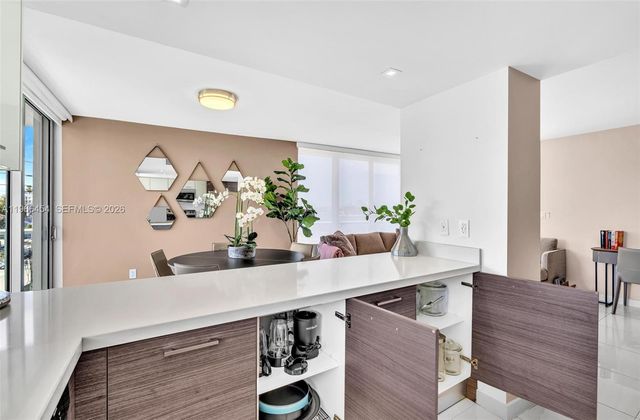 9901 E Bay Harbor Dr 403, Bay Harbor Islands, FL 33154