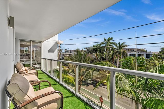 9901 E Bay Harbor Dr 403, Bay Harbor Islands, FL 33154