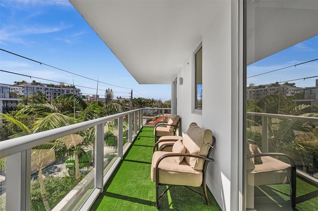 9901 E Bay Harbor Dr 403, Bay Harbor Islands, FL 33154