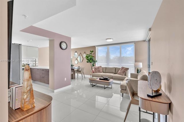 9901 E Bay Harbor Dr 403, Bay Harbor Islands, FL 33154